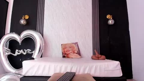 Yummyduo online show from May 28, 11:07 am