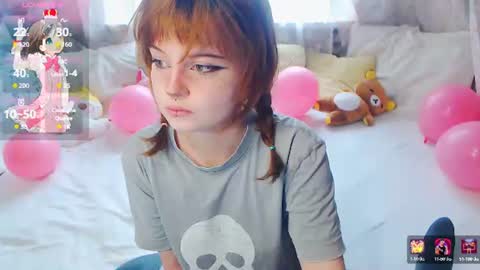 Snapshot of yuna_jin chatting on June 13, 9:29 am yuna_jin online show from June 13, 9:29 am