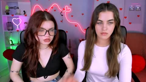 Snapshot of yuna_kim_ chatting on April 1, 12:17 pm Yuna online show from April 1, 12:17 pm