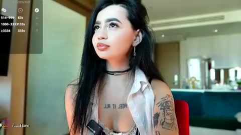yuna_leen online show from July 18, 9:57 am