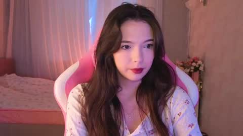 Snapshot of yuna_sunshy chatting on April 21, 2:48 am Yuna online show from April 21, 2:48 am