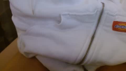 Snapshot of yunaventi chatting on October 16, 2:23 am FemboyVenti online show from October 16, 2:23 am