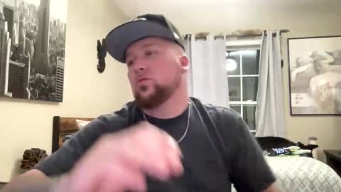 Snapshot of yungmugger47 chatting on May 11, 1:22 am yungmugger47 online show from May 11, 1:22 am
