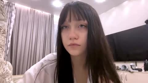 yuonneanastasia online show from February 28, 6:53 pm