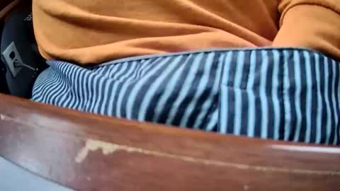 yuppers1234 online show from December 2, 6:14 pm