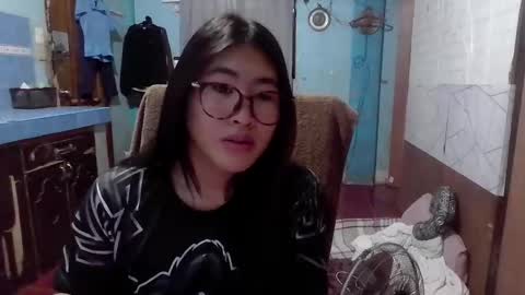 yuriyumixx_xoxo online show from October 18, 10:27 am