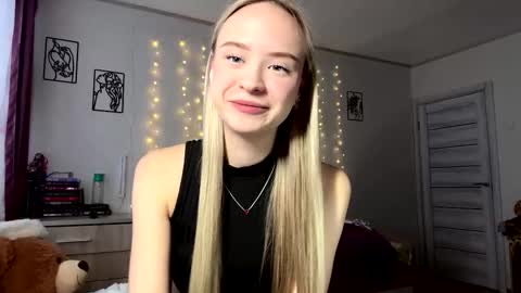 May online show from January 6, 12:20 pm