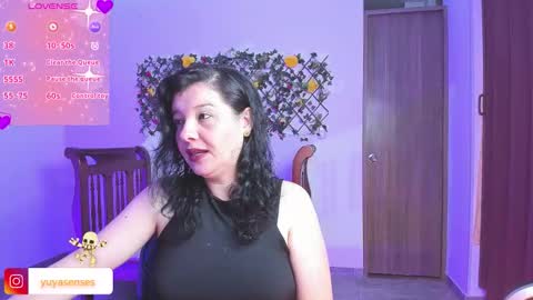 Yuya online show from October 31, 3:02 pm