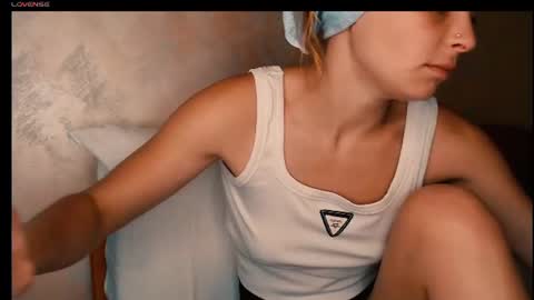 yzza_suave online show from July 29, 10:02 am