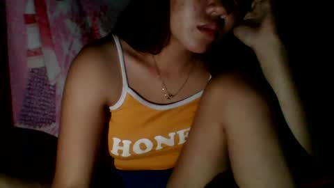 z0elyn online show from July 9, 2:21 pm