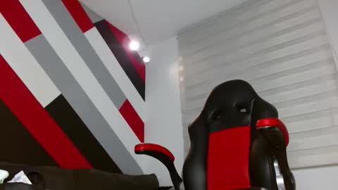 Zack  online show from February 5, 11:59 am