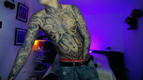 Snapshot of zac_muller1 chatting on May 26, 12:50 am zac_muller1 online show from May 26, 12:50 am