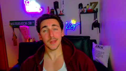 Zach Rhyder online show from April 15, 2:07 am