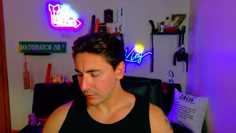 Snapshot of zach_rhyder chatting on July 5, 11:23 pm Zach Rhyder online show from July 5, 11:23 pm