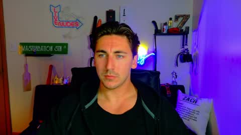 Snapshot of zach_rhyder chatting on July 8, 1:10 am Zach Rhyder online show from July 8, 1:10 am