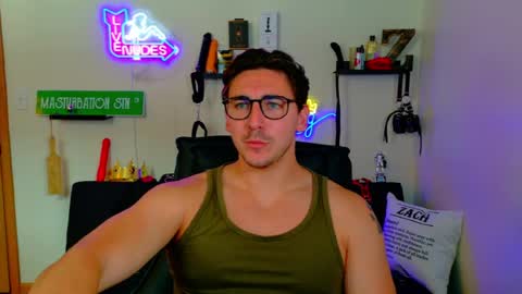 Snapshot of zach_rhyder chatting on July 10, 7:16 pm Zach Rhyder online show from July 10, 7:16 pm