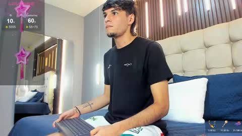 Snapshot of zack23__ chatting on July 1, 3:19 am zack23__ online show from July 1, 3:19 am