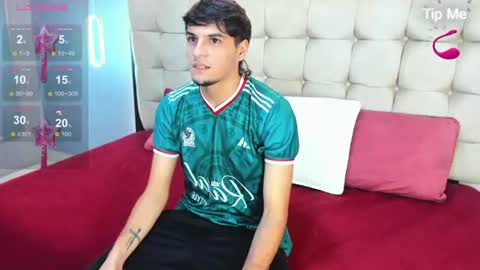 Snapshot of zack23__ chatting on July 5, 3:13 am zack23__ online show from July 5, 3:13 am