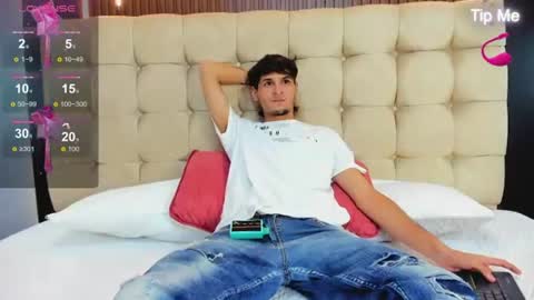 Snapshot of zack23__ chatting on July 9, 3:21 am zack23__ online show from July 9, 3:21 am