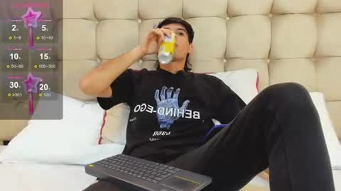 Snapshot of zack23__ chatting on July 15, 3:34 am zack23__ online show from July 15, 3:34 am