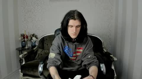 Snapshot of zack_bev chatting on January 13, 7:08 pm zack_bev online show from January 13, 7:08 pm