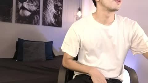 zack_isback online show from April 23, 7:49 pm