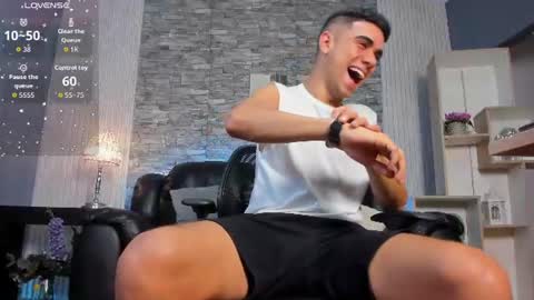 zack_joness10 online show from July 8, 4:50 am