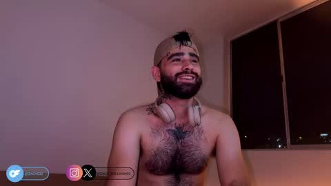 Snapshot of zack_sullivan22 chatting on September 21, 2:02 am zack_sullivan22 online show from September 21, 2:02 am