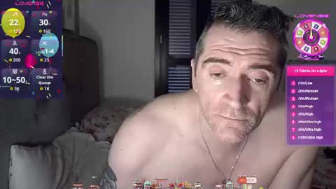 Snapshot of zackhot31 chatting on July 6, 6:21 pm Ivan online show from July 6, 6:21 pm