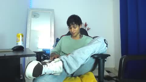 zack online show from February 3, 7:52 pm