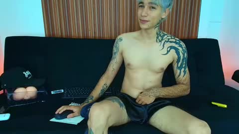 zack online show from February 25, 11:33 pm