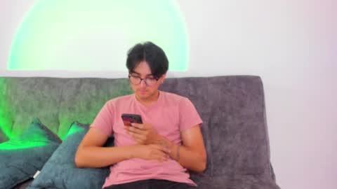 Snapshot of zactatum1 chatting on February 25, 4:53 pm zac online show from February 25, 4:53 pm