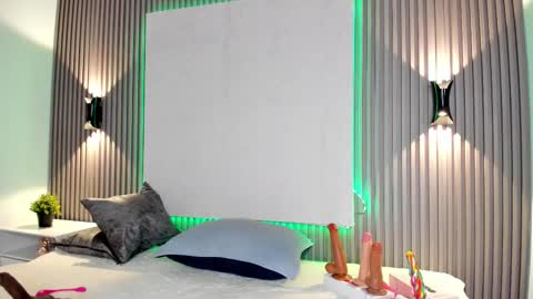 zafira online show from February 13, 5:44 pm