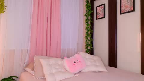   online show from December 2, 2:06 am