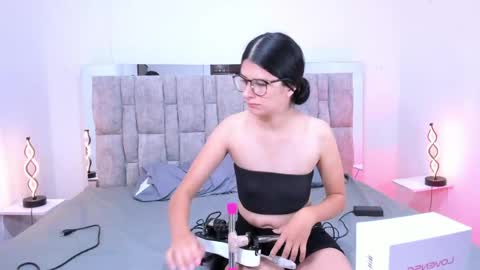 Snapshot of zafira_22 chatting on May 13, 7:11 pm Zafira online show from May 13, 7:11 pm