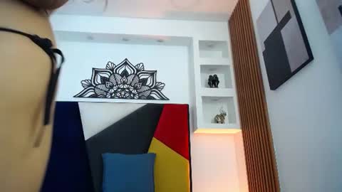 Zafiro online show from June 11, 2:48 pm