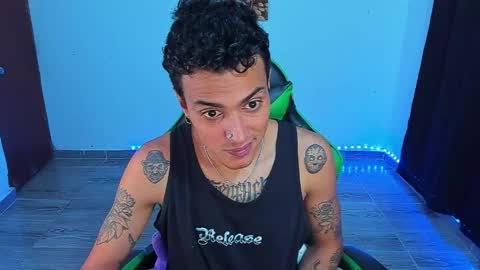 BiG Zafiro online show from May 12, 11:51 am
