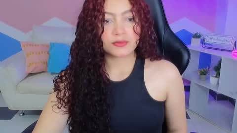 Zahira  online show from February 15, 5:42 pm