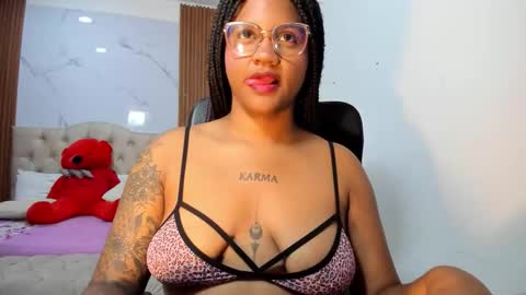 zahra_rose online show from February 2, 9:02 pm