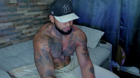 Snapshot of zain_diesel7 chatting on January 7, 3:46 am INSTAGRAM yormanfit7 online show from January 7, 3:46 am