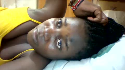 Snapshot of zainxxxx chatting on February 12, 2:43 pm zainxxxx online show from February 12, 2:43 pm