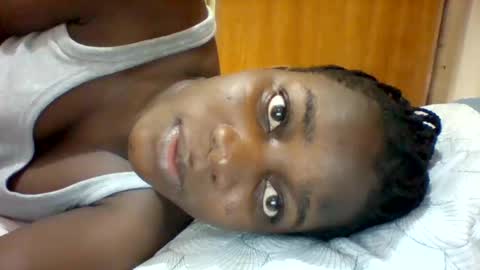 Snapshot of zainxxxx chatting on March 12, 4:02 pm zainxxxx online show from March 12, 4:02 pm