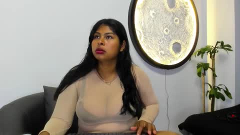 Zaira online show from November 10, 3:49 am