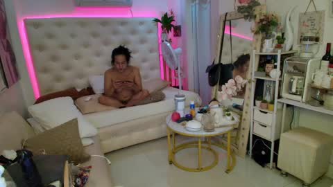 Snapshot of zaira_hot chatting on January 17, 3:45 am tanini mani online show from January 17, 3:45 am