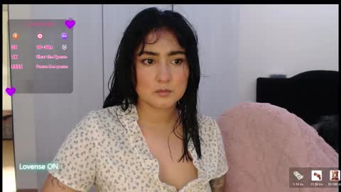 Snapshot of zakura_ania chatting on March 22, 6:22 pm zakura_ania online show from March 22, 6:22 pm
