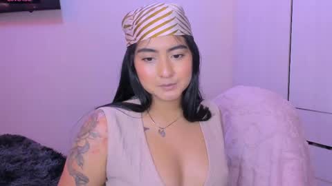 Snapshot of zakura_ania chatting on May 16, 10:30 pm zakura_ania online show from May 16, 10:30 pm