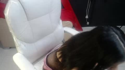 Snapshot of zalommee chatting on February 16, 1:29 pm zalommee online show from February 16, 1:29 pm