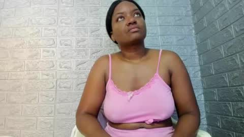 Snapshot of zamara__ chatting on July 9, 12:09 pm Zamara online show from July 9, 12:09 pm
