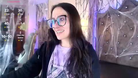   online show from November 1, 8:11 pm