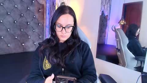   online show from November 15, 6:59 pm